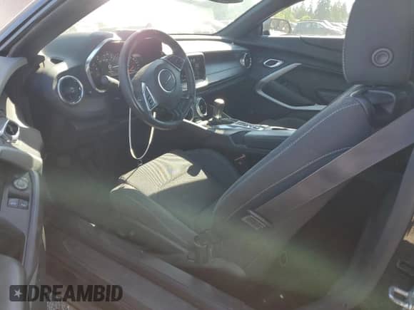 2017 Chevrolet Camaro 1SS with VIN 1G1FE1R79H0126170, listed as a Copart auction lot 80823415 with 33,694 mi miles and Salvage title. Bid and sale history available at DreamBid. Image 8.