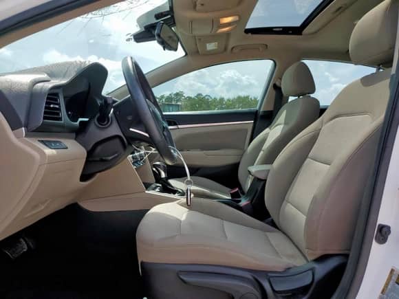 2020 Hyundai Elantra SEL with VIN 5NPD84LF8LH502134, listed as a Copart auction lot 65010115 with 133,959 mi miles and Clean title. Bid and sale history available at DreamBid. Image 7.