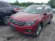 2012 Volkswagen Tiguan S с VIN WVGBV7AX4CW088191, выставлен на аукционе IAAI как лот 42950380 с пробегом 160 368 миль миль и . История ставок и продаж доступна на DreamBid. Изображение 2.