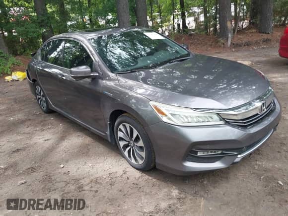 2017 Honda Accord Touring с VIN JHMCR6F77HC009474, выставлен на аукционе IAAI как лот 43041904 с пробегом 156 957 миль миль и . История ставок и продаж доступна на DreamBid. Изображение 1.