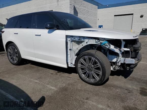 2024 Land Rover Range Rover Sport Dynamic SE z VIN SAL1L9FU9RA403999, wystawiony jako Copart lot #71727075 z przebiegiem 13 341 mil mil oraz Szkoda całkowita • Salvage title. Historia ofert i sprzedaży dostępna na DreamBid. Obrazek 4.