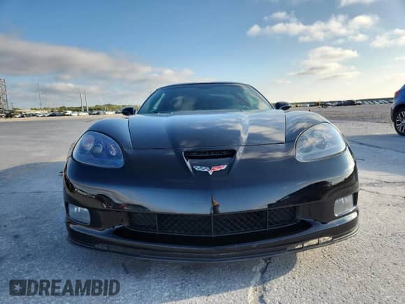2007 Chevrolet Corvette Z06 z VIN 1G1YY26E575136754, wystawiony jako Copart lot #89628115 z przebiegiem 46 520 mil mil oraz Szkoda całkowita • Salvage title. Historia ofert i sprzedaży dostępna na DreamBid. Obrazek 5.