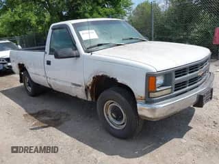 1996 Chevrolet Silverado 2500 с VIN 1GCGC24R1TZ163718, выставлен на аукционе IAAI как лот 42746309 с пробегом 200 326 миль миль и . История ставок и продаж доступна на DreamBid. Изображение 1.