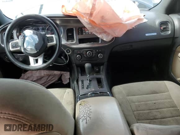 2014 Dodge Charger SE z VIN 2C3CDXBG8EH130619, wystawiony jako Copart lot #55675145 z przebiegiem 162 272 mil mil oraz Szkoda całkowita • Salvage title. Historia ofert i sprzedaży dostępna na DreamBid. Obrazek 8.