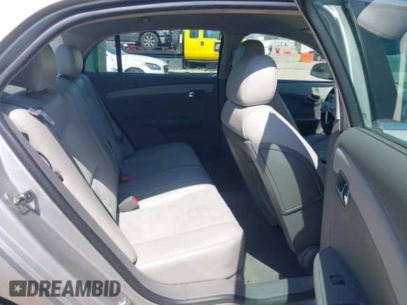 2008 Chevrolet Malibu 2LT с VIN 1G1ZJ57748F278499, выставлен на аукционе IAAI как лот 42013959 с пробегом 208 194 миль миль и . История ставок и продаж доступна на DreamBid. Изображение 8.