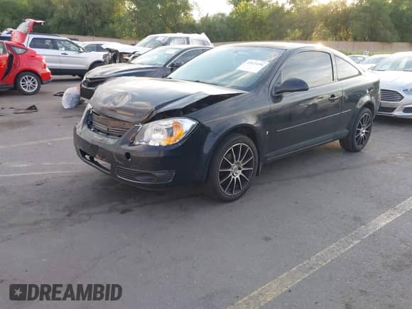 2008 Chevrolet Cobalt LS with VIN 1G1AK18F087340886, listed as a IAAI auction lot 42633494 with 206,911 mi miles and . Bid and sale history available at DreamBid. Image 2.