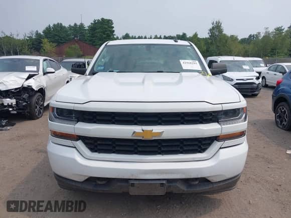 2017 Chevrolet Silverado 1500 Custom z VIN 1GCVKPEH2HZ300623, wystawiony jako IAAI lot #42918292 z przebiegiem 122 650 mil mil oraz . Historia ofert i sprzedaży dostępna na DreamBid. Obrazek 12.