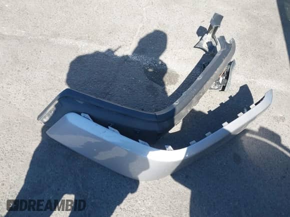 2021 Jeep Wrangler Unlimited Sahara High Altitude with VIN 1C4HJXEN4MW624223, listed as a IAAI auction lot 43407443 with 72,633 mi miles and . Bid and sale history available at DreamBid. Image 12.