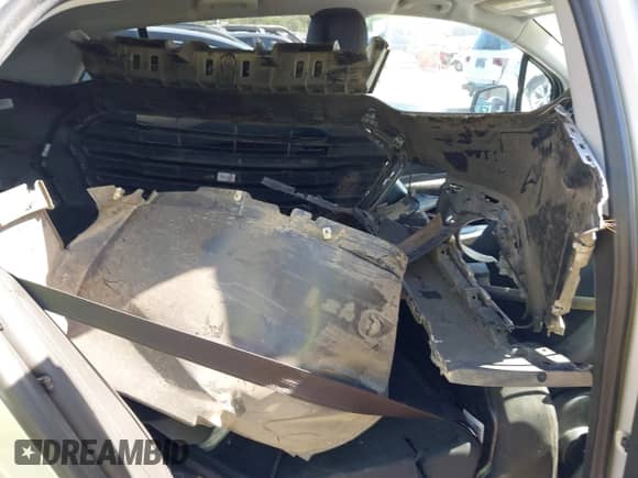 2019 Chevrolet Trax LT with VIN 3GNCJLSB0KL146843, listed as a IAAI auction lot 42794125 with 121,103 mi miles and . Bid and sale history available at DreamBid. Image 8.