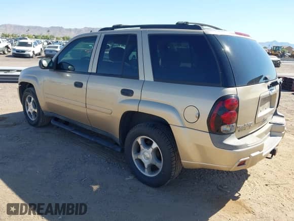 2007 Chevrolet TrailBlazer LS с VIN 1GNDS13S672230033, выставлен на аукционе IAAI как лот 42825716 с пробегом 125 277 миль миль и . История ставок и продаж доступна на DreamBid. Изображение 3.