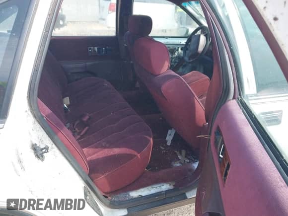 1994 Chevrolet Caprice с VIN 1G1BL52W6RR196607, выставлен на аукционе IAAI как лот 42897998 с пробегом Не указан миль и . История ставок и продаж доступна на DreamBid. Изображение 8.