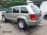 2006 Jeep Grand Cherokee Laredo z VIN 1J4GS48K96C329772, wystawiony jako IAAI lot #42492434 z przebiegiem 285 257 mil mil oraz . Historia ofert i sprzedaży dostępna na DreamBid. Obrazek 3.