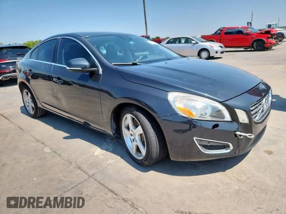 2012 Volvo S60 T5 с VIN YV1622FS8C2025711, выставлен на аукционе Copart как лот 71559935 с пробегом 112 131 миль миль и Чистый • Clean title. История ставок и продаж доступна на DreamBid. Изображение 4.