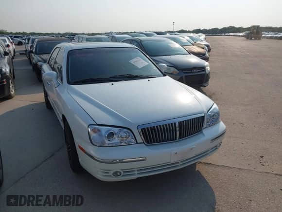 2005 Hyundai XG with VIN KMHFU45E85A380163, listed as a IAAI auction lot 43067942 with 157,615 mi miles and . Bid and sale history available at DreamBid. Image 1.