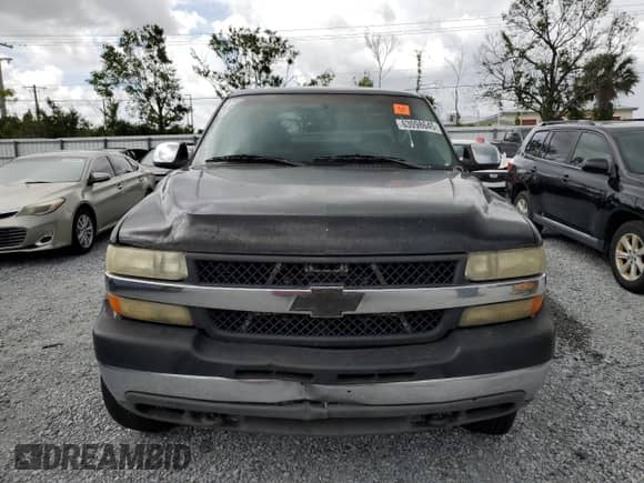2002 Chevrolet Silverado 2500HD LS with VIN 1GCHK23182F111067, listed as a Copart auction lot 63098645 with Not provided miles and Salvage title. Bid and sale history available at DreamBid. Image 5.