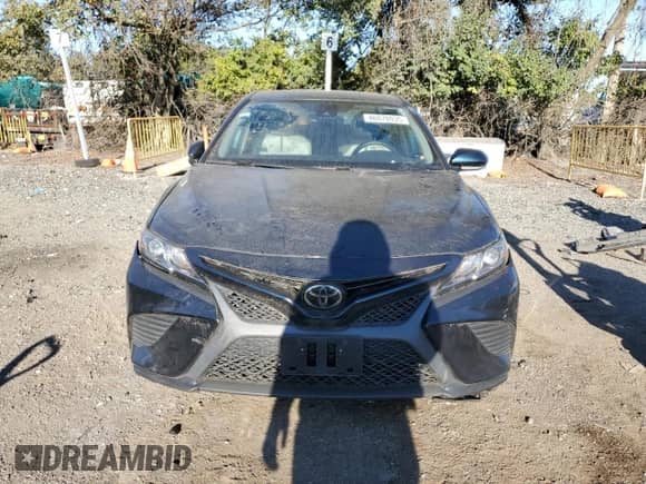 2019 Toyota Camry LE с VIN 4T1B11HK0KU850297, выставлен на аукционе Copart как лот 86070935 с пробегом 213 970 миль миль и Чистый • Clean title. История ставок и продаж доступна на DreamBid. Изображение 5.