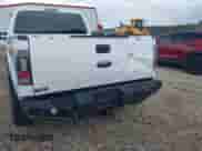 2011 Ford F-250 XL с VIN 1FT7W2BT0BEA45400, выставлен на аукционе IAAI как лот 43248659 с пробегом 303 126 миль миль и . История ставок и продаж доступна на DreamBid. Изображение 12.