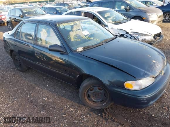 1998 Chevrolet Prizm Lsi with VIN 1Y1SK528XWZ437376, listed as a IAAI auction lot 42142292 with Not provided miles and . Bid and sale history available at DreamBid. Image 1.
