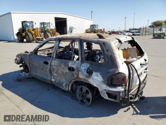 2006 Hyundai Santa Fe GLS с VIN KM8SC13E96U106960, выставлен на аукционе Copart как лот 72083844 с пробегом Не указан миль и На запчасти • Non repairable. История ставок и продаж доступна на DreamBid. Изображение 2.