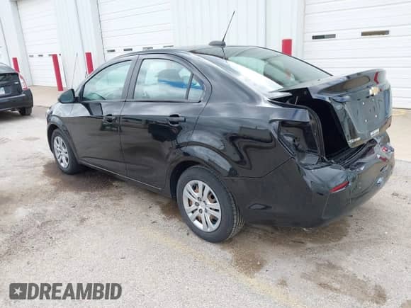 2018 Chevrolet Sonic LS с VIN 1G1JB5SHXJ4115187, выставлен на аукционе IAAI как лот 43043545 с пробегом 39 000 миль миль и . История ставок и продаж доступна на DreamBid. Изображение 3.