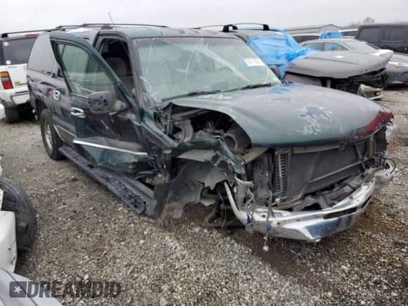 2003 Chevrolet Suburban LT z VIN 1GNEC16Z13J133476, wystawiony jako Copart lot #68215284 z przebiegiem 248 863 mil mil oraz Nie do naprawy • Non repairable. Historia ofert i sprzedaży dostępna na DreamBid. Obrazek 4.