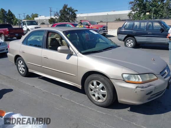 2002 Honda Accord EX with VIN JHMCG66062C028274, listed as a IAAI auction lot 42640909 with 197,285 mi miles and . Bid and sale history available at DreamBid. Image 1.