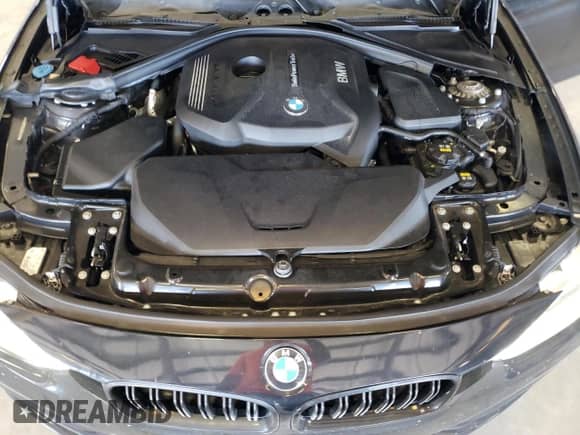 2018 BMW 3 Series 330i z VIN WBA8B9C50JEE81011, wystawiony jako Copart lot #66546415 z przebiegiem 93 821 mil mil oraz Szkoda całkowita • Salvage title. Historia ofert i sprzedaży dostępna na DreamBid. Obrazek 11.