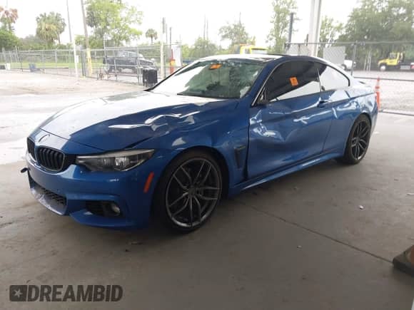 2018 BMW 4 Series 430i с VIN WBA4W3C57JAB87032, выставлен на аукционе IAAI как лот 42816574 с пробегом 108 433 миль миль и . История ставок и продаж доступна на DreamBid. Изображение 17.