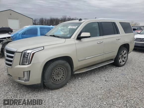 2015 Cadillac Escalade Luxury with VIN 1GYS4BKJ3FR263631, listed as a Copart auction lot 47548795 with 201,007 mi miles and Salvage title. Bid and sale history available at DreamBid. Image 1.
