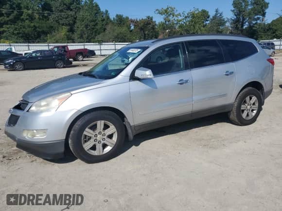 2012 Chevrolet Traverse 1LT с VIN 1GNKVGED2CJ155489, выставлен на аукционе Copart как лот 81448075 с пробегом 152 950 миль миль и Списание • Salvage title. История ставок и продаж доступна на DreamBid. Изображение 1.