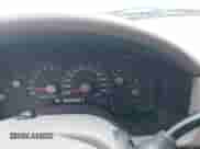 2003 Ford Explorer Eddie Bauer z VIN 1FMZU74KX3UC60074, wystawiony jako IAAI lot #42579589 z przebiegiem 149 873 mil mil oraz . Historia ofert i sprzedaży dostępna na DreamBid. Obrazek 7.