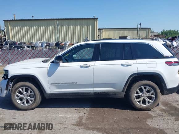 2023 Jeep Grand Cherokee Limited with VIN 1C4RJHBG3PC528024, listed as a IAAI auction lot 42647083 with 56,327 mi miles and . Bid and sale history available at DreamBid. Image 14.