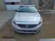 2015 Volvo S60 T5 Drive-E Premier с VIN YV126MFK4F1355600, выставлен на аукционе Copart как лот 68793115 с пробегом Не указан миль и Чистый • Clean title. История ставок и продаж доступна на DreamBid. Изображение 5.