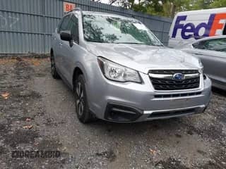 2018 Subaru Forester z VIN JF2SJABC3JH479165, wystawiony jako IAAI lot #43215680 z przebiegiem 54 362 mil mil oraz . Historia ofert i sprzedaży dostępna na DreamBid. Obrazek 1.