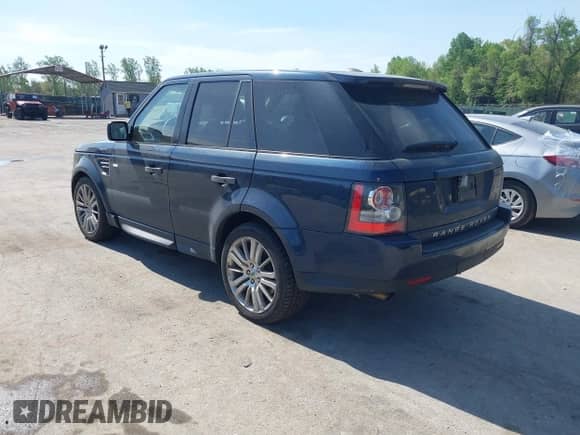 2011 Land Rover Range Rover Sport HSE Lux with VIN SALSK2D4XBA297926, listed as a IAAI auction lot 42102114 with 152,702 mi miles and . Bid and sale history available at DreamBid. Image 3.