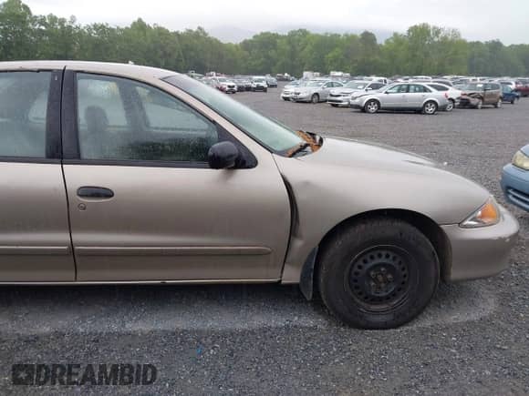 2002 Chevrolet Cavalier LS с VIN 1G1JF524627191250, выставлен на аукционе IAAI как лот 42208784 с пробегом Не указан миль и . История ставок и продаж доступна на DreamBid. Изображение 15.