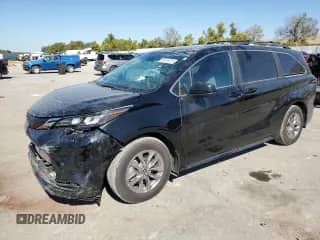 2025 Toyota Sienna LE with VIN 5TDBSKFC9SS157221, listed as a Copart auction lot 86115075 with 6,764 mi miles and Salvage title. Bid and sale history available at DreamBid. Image 1.