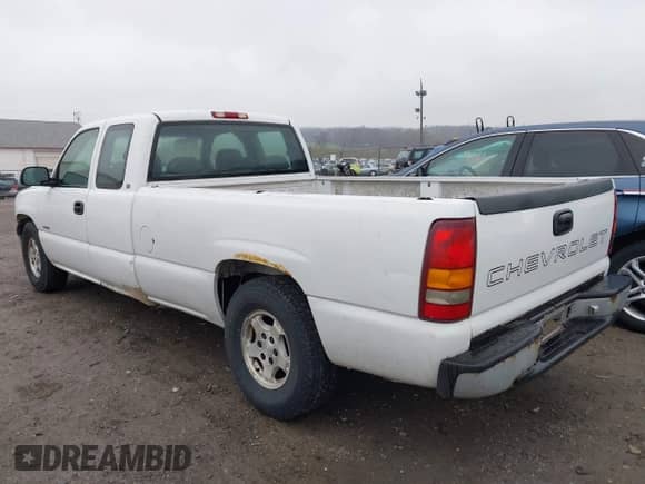 1999 Chevrolet Silverado 1500 LS with VIN 1GCEC19V7XE185680, listed as a IAAI auction lot 42020619 with 246,660 mi miles and . Bid and sale history available at DreamBid. Image 3.