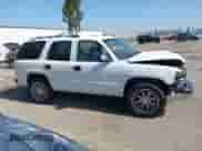 2006 Chevrolet Tahoe LS z VIN 1GNEC13V96R137993, wystawiony jako IAAI lot #42509914 z przebiegiem 281 601 mil mil oraz . Historia ofert i sprzedaży dostępna na DreamBid. Obrazek 14.