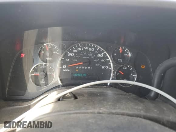 2013 Chevrolet Express Cargo with VIN 1GCWGFCA6D1143242, listed as a Copart auction lot 70320265 with 330,928 mi miles and Salvage title. Bid and sale history available at DreamBid. Image 9.