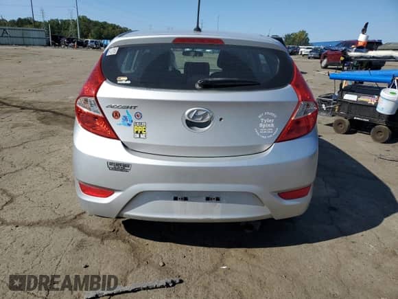 2016 Hyundai Accent SE с VIN KMHCT5AE8GU255201, выставлен на аукционе Copart как лот 70810295 с пробегом 151 009 миль миль и Чистый • Clean title. История ставок и продаж доступна на DreamBid. Изображение 6.