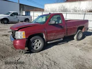 2007 Chevrolet Silverado 1500 1LT with VIN 1GCEC14017Z547216, listed as a Copart auction lot 42385125 with Not provided miles and Salvage title. Bid and sale history available at DreamBid. Image 1.