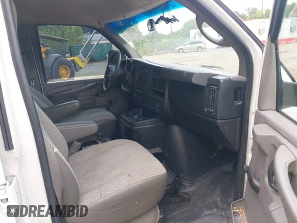 2012 Chevrolet Express Cargo с VIN 1GCWGFCA9C1140804, выставлен на аукционе IAAI как лот 42753740 с пробегом 211 660 миль миль и . История ставок и продаж доступна на DreamBid. Изображение 5.