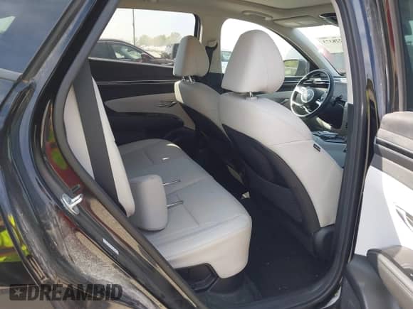 2023 Hyundai Tucson SEL Convenience with VIN KM8JFCA11PU107360, listed as a IAAI auction lot 43228373 with 43,016 mi miles and . Bid and sale history available at DreamBid. Image 8.