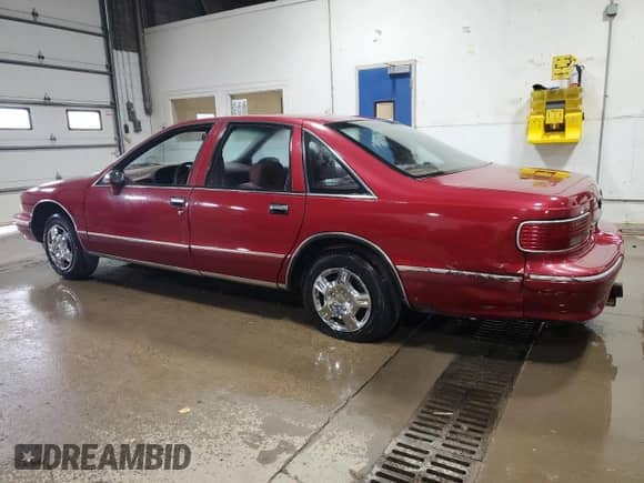 1994 Chevrolet Caprice с VIN 1G1BL52W2RR157965, выставлен на аукционе Copart как лот 75755094 с пробегом Не указан миль и Списание • Salvage title. История ставок и продаж доступна на DreamBid. Изображение 2.