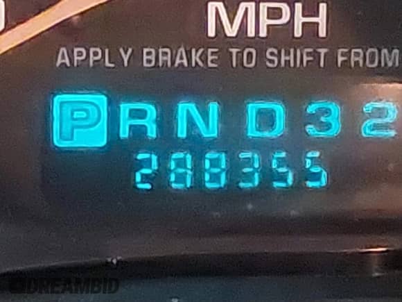 2002 Chevrolet Suburban Z71 with VIN 3GNFK16Z42G305930, listed as a IAAI auction lot 41002347 with 288,355 mi miles and . Bid and sale history available at DreamBid. Image 15.