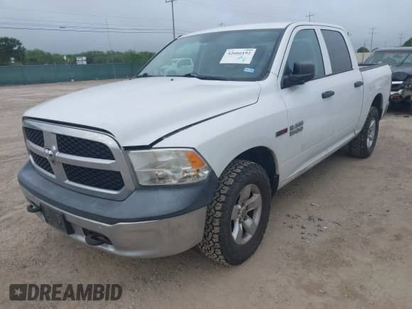 2015 Ram 1500 Tradesman with VIN 1C6RR7KM7FS641916, listed as a IAAI auction lot 42666192 with 181,751 mi miles and . Bid and sale history available at DreamBid. Image 17.
