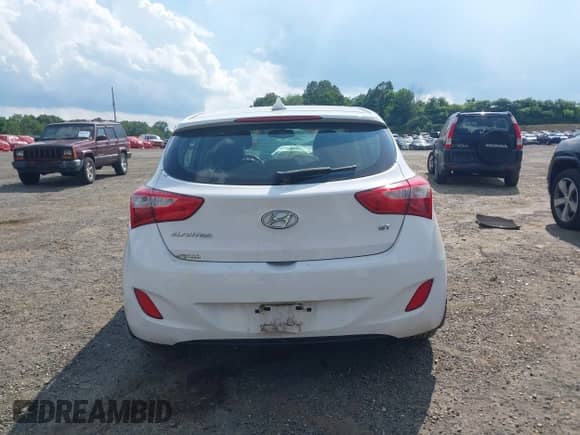 2013 Hyundai Elantra с VIN KMHD35LE0DU146941, выставлен на аукционе IAAI как лот 42839656 с пробегом 170 060 миль миль и . История ставок и продаж доступна на DreamBid. Изображение 17.