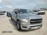 2021 Ram 1500 Lone Star z VIN 1C6RREMT0MN750111, wystawiony jako Copart lot #51590455 z przebiegiem 124 581 mil mil oraz Szkoda całkowita • Salvage title. Historia ofert i sprzedaży dostępna na DreamBid. Obrazek 11.