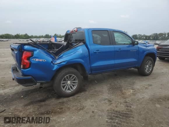 2023 Chevrolet Colorado 4WD LT with VIN 1GCPTCEK0P1265930, listed as a Copart auction lot 67791605 with 17,629 mi miles and Salvage title. Bid and sale history available at DreamBid. Image 3.